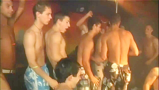 Johan Voln Gets Railed Hard in Steamy Group Fuck – GayXXX