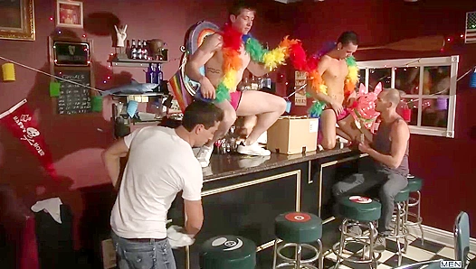 Bottom Takes Crazy Deep Fucking in Epic Cum-Filled Orgy – Bar Heat 18+