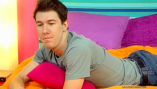 Dustin Hawthorne Reveals Steamy Confessions Forbidden Desires – LollipopTwinks