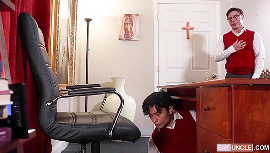 Donovan Archie Paige Go Wild—Mutual Ruin Ends in Pure Chaos – HotMess