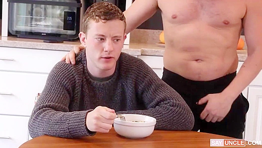 Aaron Craves More Than Just Familial Bonds—Its Daddy Discipline Time – GayThrob 18+