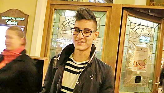Cute Czech Boy in Glasses Jizzes All Over Dick – Hot POV Scene