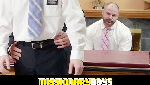 Deep Hairy Hole Pounded by Young Stud – Hot Bareback Action – FosterBoys 18+