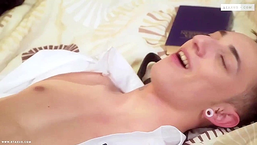 Extreme Deep Penetration: Mark Fontana Takes It All from Vitali Kutcher – Gay XXX