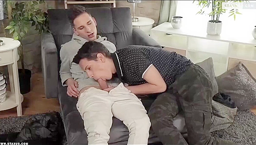 Aaron Shine Bares All as He Rides Tyler Scotts Thick Shaft Deep – Gay XXX
