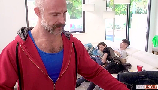 Stepbrothers Exposed: Hot Muscle Bear Ass Play – Dakota Daniel Go All In – 18+