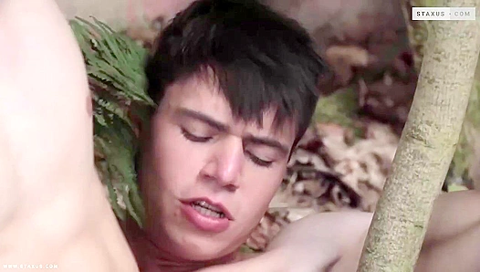 Jake Vittorio Go Raw—Mutual Pounding Between Hung Soldiers – GayXXX