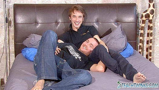 Hot Anal Training: RJ Teaches Hungry Twitch Andy New Tricks – GayPornLessons