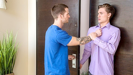 Quentin Gainz Grayson Fabre Share Steamy Bareback Fun Next Door – Hot Gay Sex Scene