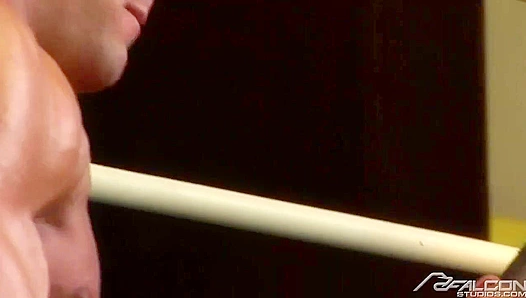 Steamy Ringside Gangbang Featuring Erik Rhodes, Nathan Eclair Crew – Hot Gay Action
