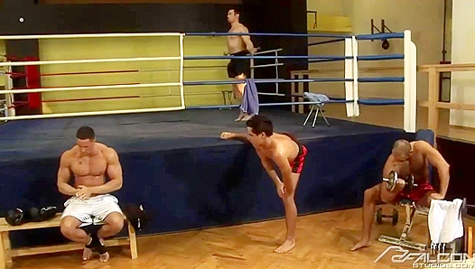 Steamy Ringside Gangbang Featuring Erik Rhodes, Nathan Eclair Crew – Hot Gay Action