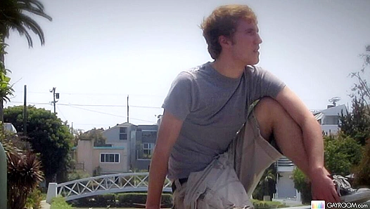 Kain Lanning Cums Hard in Public — Steamy Gay XXX Moment – SensualMen 18+