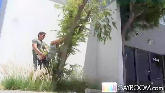 Hot Parking Lot Fuck: Tory Mason Takes It Deep – Gay Porn Action