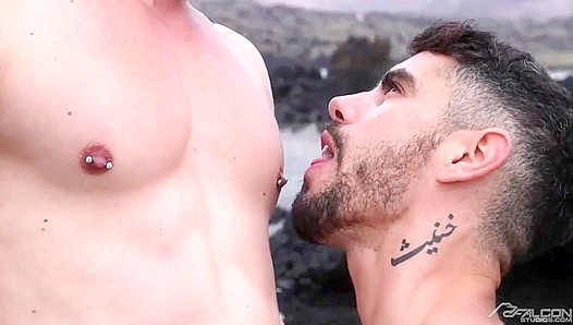 Hot Load Explosion: HornyAustin Valentin Amour Collide in Fiery Lust – NakedSword