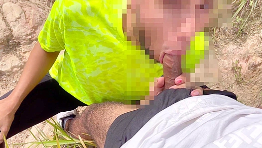 Hot Stranger Alert: Steamy Roadside Quickie After Solo Workout – GayXXX 18+