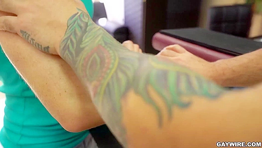 Tristan Jaxx Gets Tattooed by Horny Stud Eddy Ceetee – Steamy Gay Session