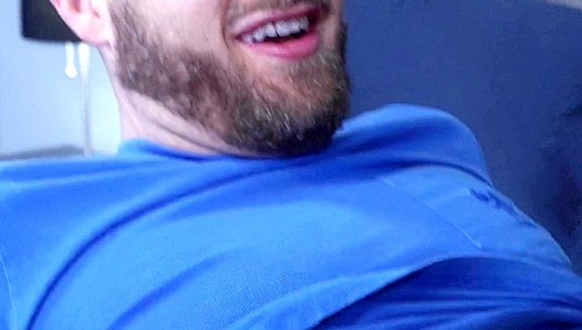 Big-Dicked Hunk Takes Anothers Thick Shaft Deep in His Prime — XXXGayOver30