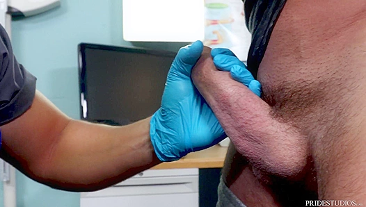 Latin Doc Takes Patients Load Down His Throat – Mind-Blowing Blowjob Session