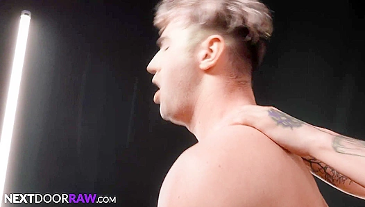 Anal Flip-Flop Fantasy: Juicy Gay Hookup Drenches the Bathhouse Floor – 18+