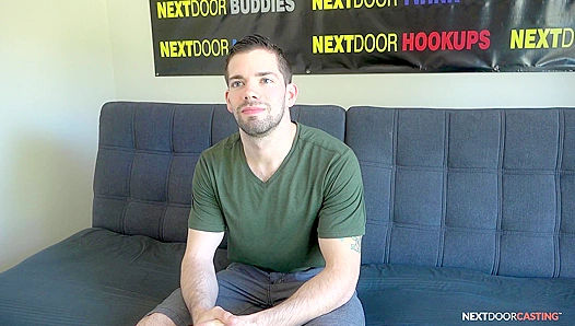 Julian Bradys Steamy Debut as a Willing First-Time Bottom – NextDoorCasting