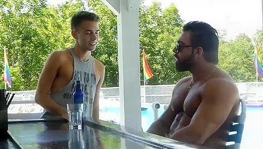 Twink Meets the Bear: Steamy Gay Encounter – Twinkie vs Big Daddy Energy