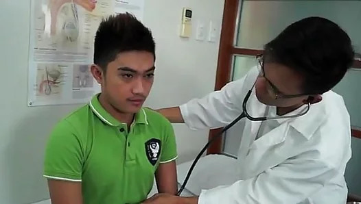 Bisaya Beauty Teases Before Deep-Throating Big Dick – AsianGay Heat 18+