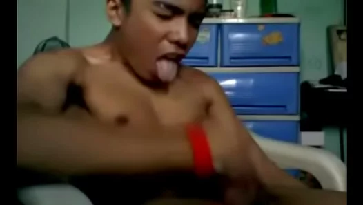 Asian Hunk Loses Control With Hot Solo Orgasm – Steamy Gay Scene