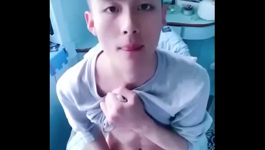 Asian Sensation Lights Up Steamy Gay Encounter – TS Star Steams Up Screen