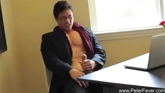 Geeky Asian Hottie Sucks fucks with Passion – Steamy Gay Encounter