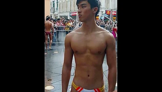 Steamy Encounter: Hot Asian Muscle Boy Takes Charge in Locker Room – XXX Adventures