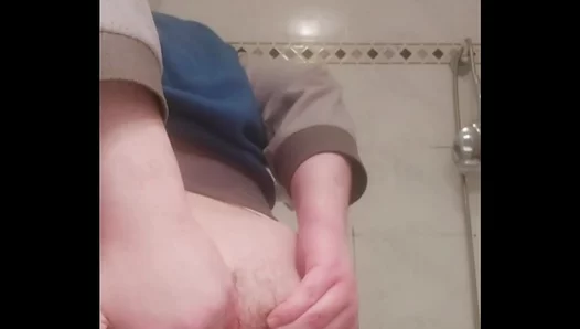 Rosebud Ready: Hot Dildo Play After Steamy Bath Encounter – GayPornFun 18+