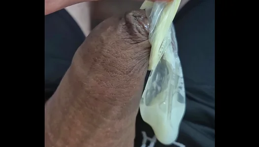Brazilian Hunk Puts New Condo to the Test – Hot Solo Round Robin – XXXTapes 18+