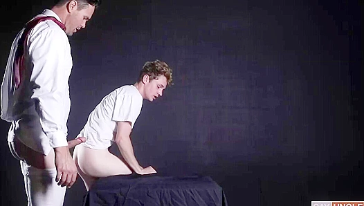 Beau Reed Dominates Jake Hill in Steamy Power Play – Full Scene
