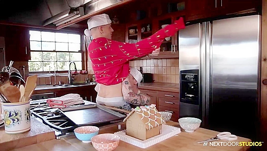 Steamy Holiday Fling: Lance Ford Takes Gunners Thick Cock Hard – NaughtyXmas 18+