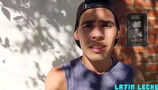 Hot Hairy Latino Lovemaking: Fisted Then Drenched in Cream – LatinLecheFever