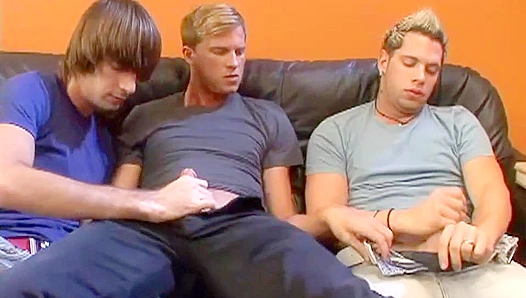Dallas, Dempsey Kevin Ditch Books for Steamy Gay Threesome – TinyGays 18+