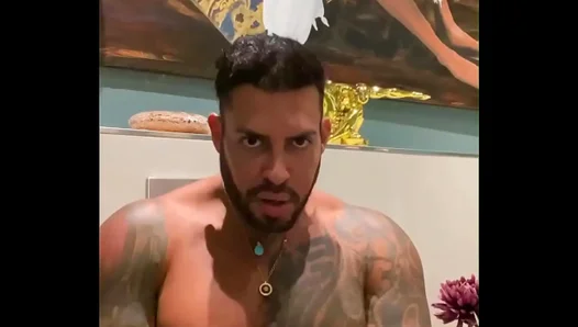 Viktor Rom Flexes Ripped Latino Physique, Jerks Off Pans His Hot Ass – 18+