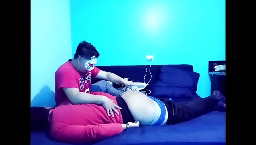 Smooth Move: Friend Helps Me Wax for Hot Gay Anal Fun – SmoothGaySex 18+