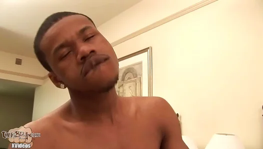 Big Dick Energy: Breion Diamond Owns This Raw Thug Fuck Fest – 18+