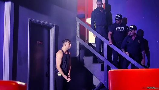 Hot Cops Get Wrecked by Muscle Hunks in Steamy DP Action – GayOrgyHeat 18+