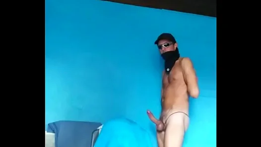 Hot SoloGuy Teases With His Horny, Naked Body – Steamy Amateur Fun 18+