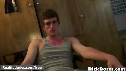 Straight Buddies Go Gay for Hot Campus Studs: Blowjob Collage Madness – XXXCollegeFlix 18+