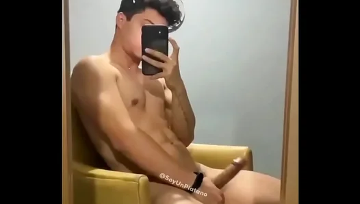 Chacalito Struts His Stuff in Bold Outdoor Gay Solo Performance – Hot Horny