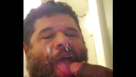 Moans Loud as Hell During Mind-Blowing Amateur Blowbang – Chico Fire 18+