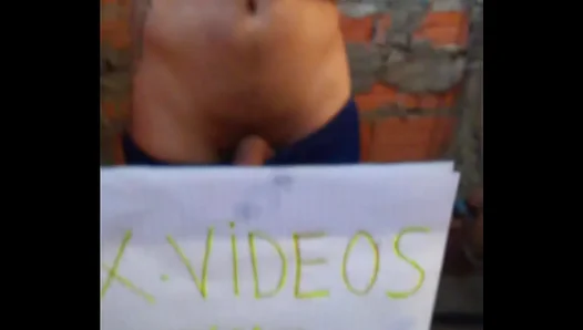 Massive Cam Show: Hot Gay Amateurs Flash Their Biggest Assets Live – 18+