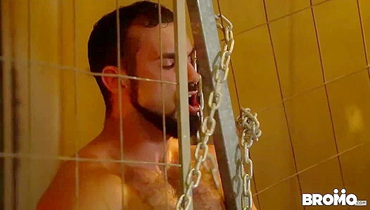 Jaxton Wheeler Rides Jock Beef—Bareback Heat in Steamy Bro Love Scene – 18+