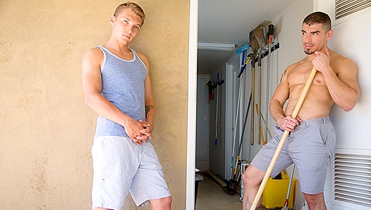 Hungry for More: Elye Blacks Tempts Jeremy Spreadums Next Door – Steamy Gay Hookup