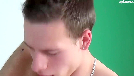 Hard Raw: Dick Casey + Rudy Valentinos Unprotected Heat – GayXXX