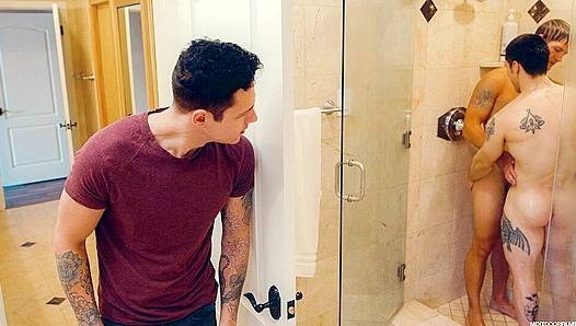 Brandon Bangs Neighbors Andrew Jayden in Steamy Tryst – NextDoor Heat 18+