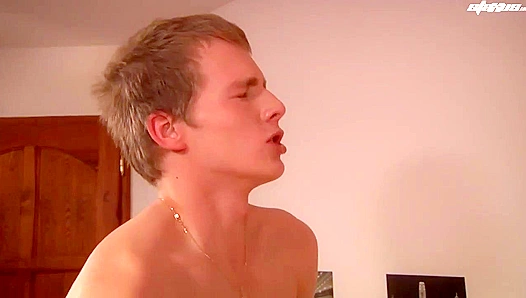 Jon Roz Tom Nutt Go Cheek-to-Cheek in Steamy Prep Action – GayXXX
